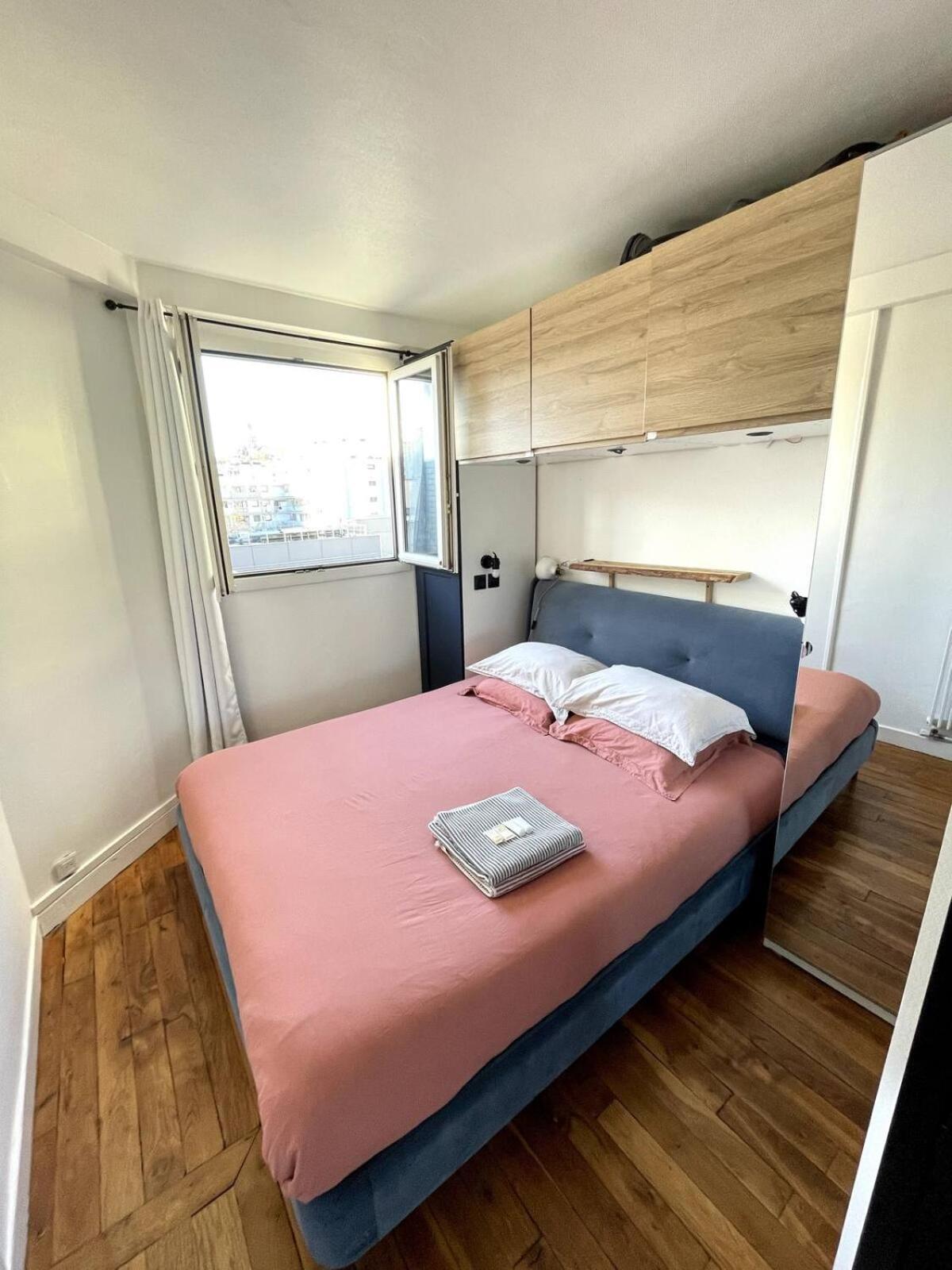 Superbe Loft Avec Vue Incroyable Sur Montmartre Appartement