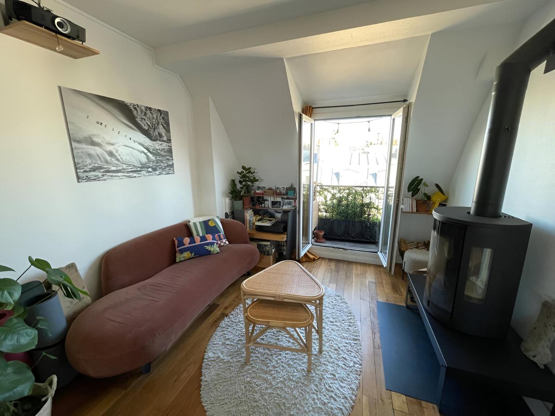 Superbe Loft Avec Vue Incroyable Sur Montmartre * Parijs